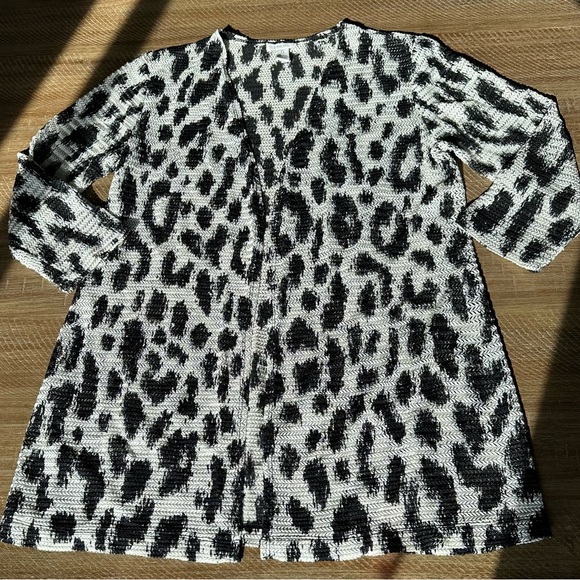 Women's Chico's Open Front Leopard Print Nylon‎ Cardigan Size 0 Small - Picture 2 of 3